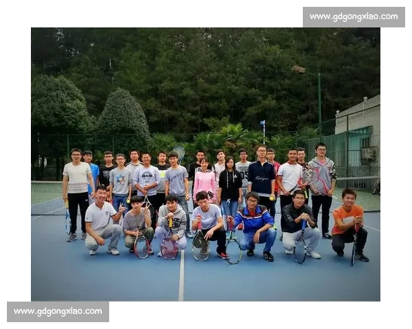 青少年赛场上的竞技风云与成长历程探索